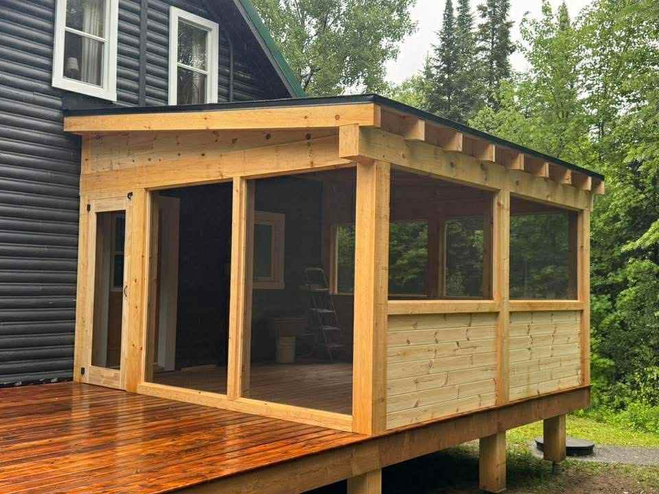 Projet de rénovation de salon avec cheminée